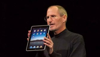 Ровно 10 лет назад Стив Джобс представил iPad