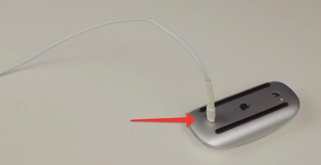 Зарядное устройство Magic Mouse 2 (2015)