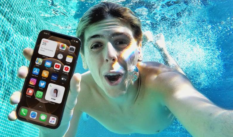 Плавать с iPhone