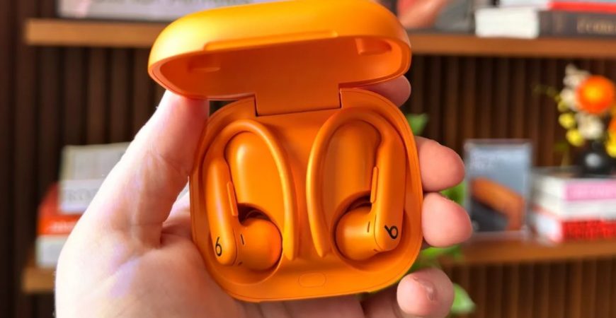 Powerbeats Pro 2 с iOS 26