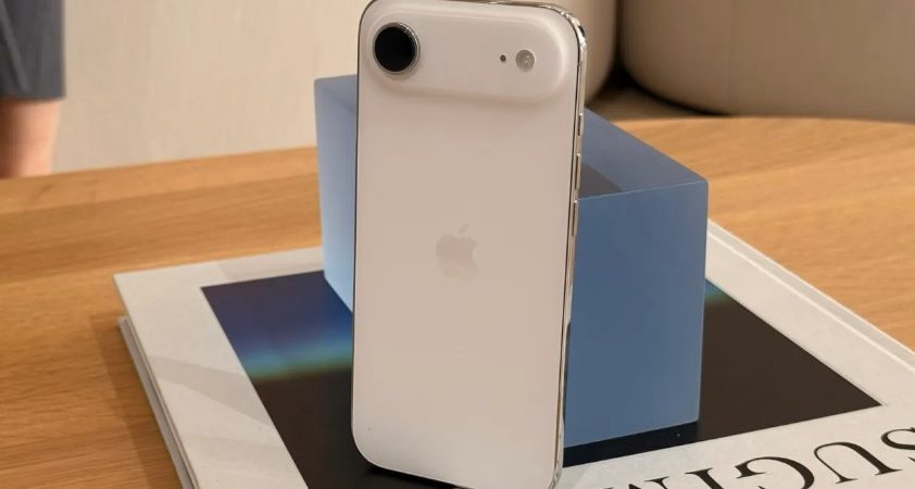 iPhone Air